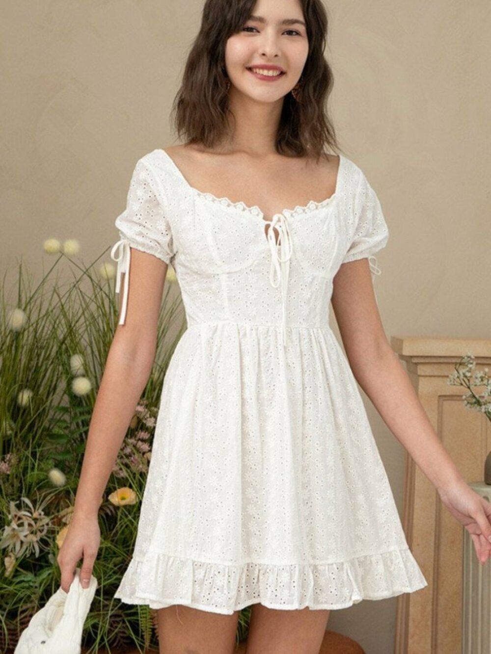 Eyelet Mini Dress w/ Puff Sleeves | White Size Large
